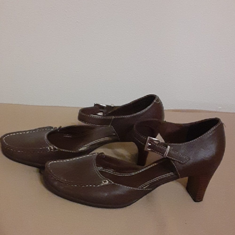 Hush Puppies Chocolate Brown Mary Jane Heels